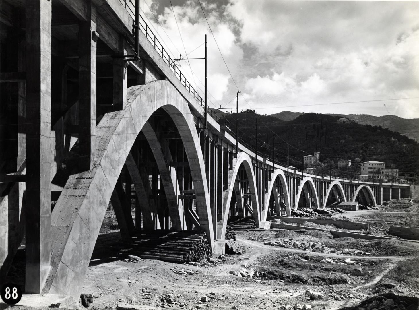 Ponte_ferroviario_di_Recco