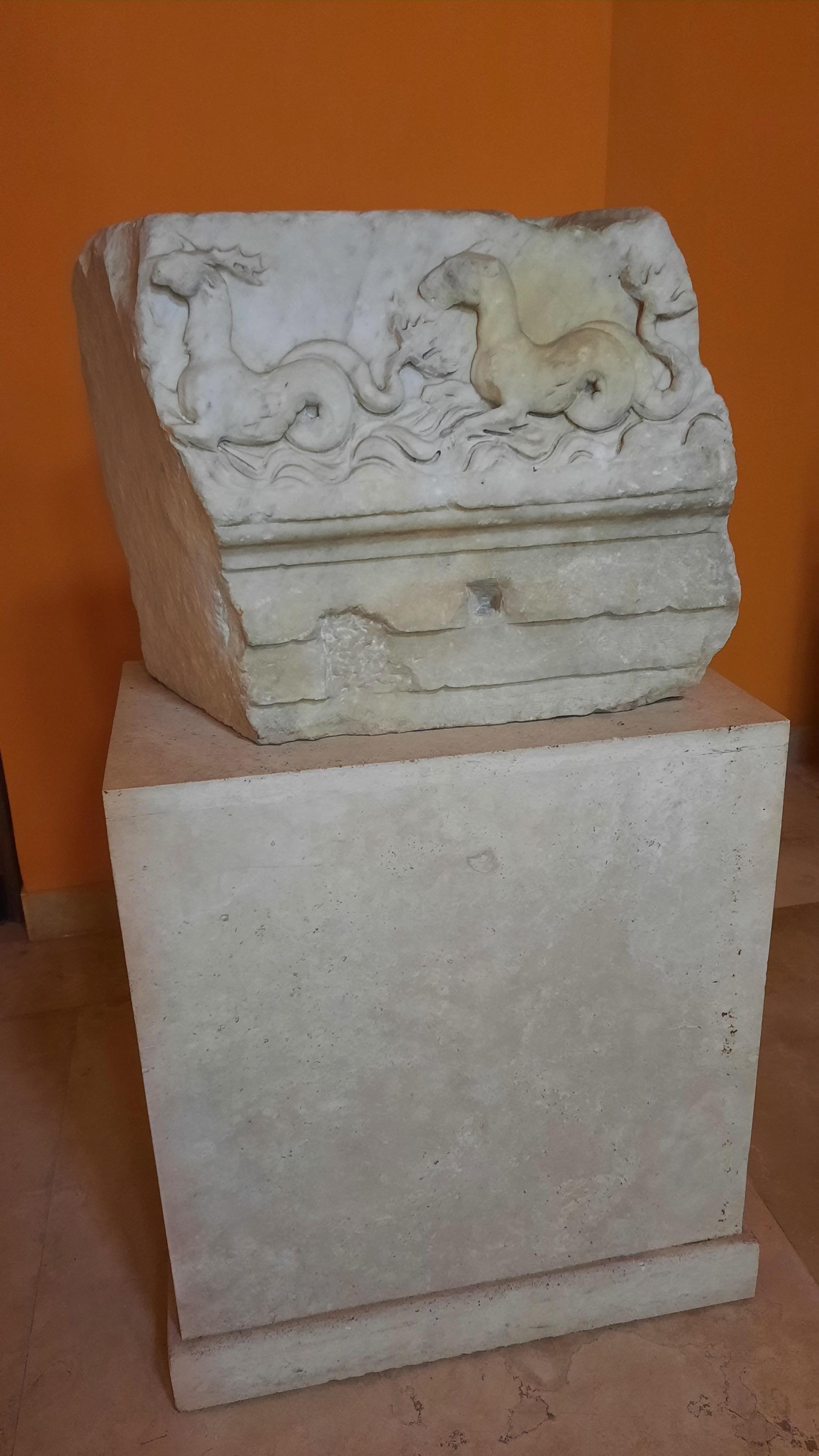 Fregio con Thiasos Marino