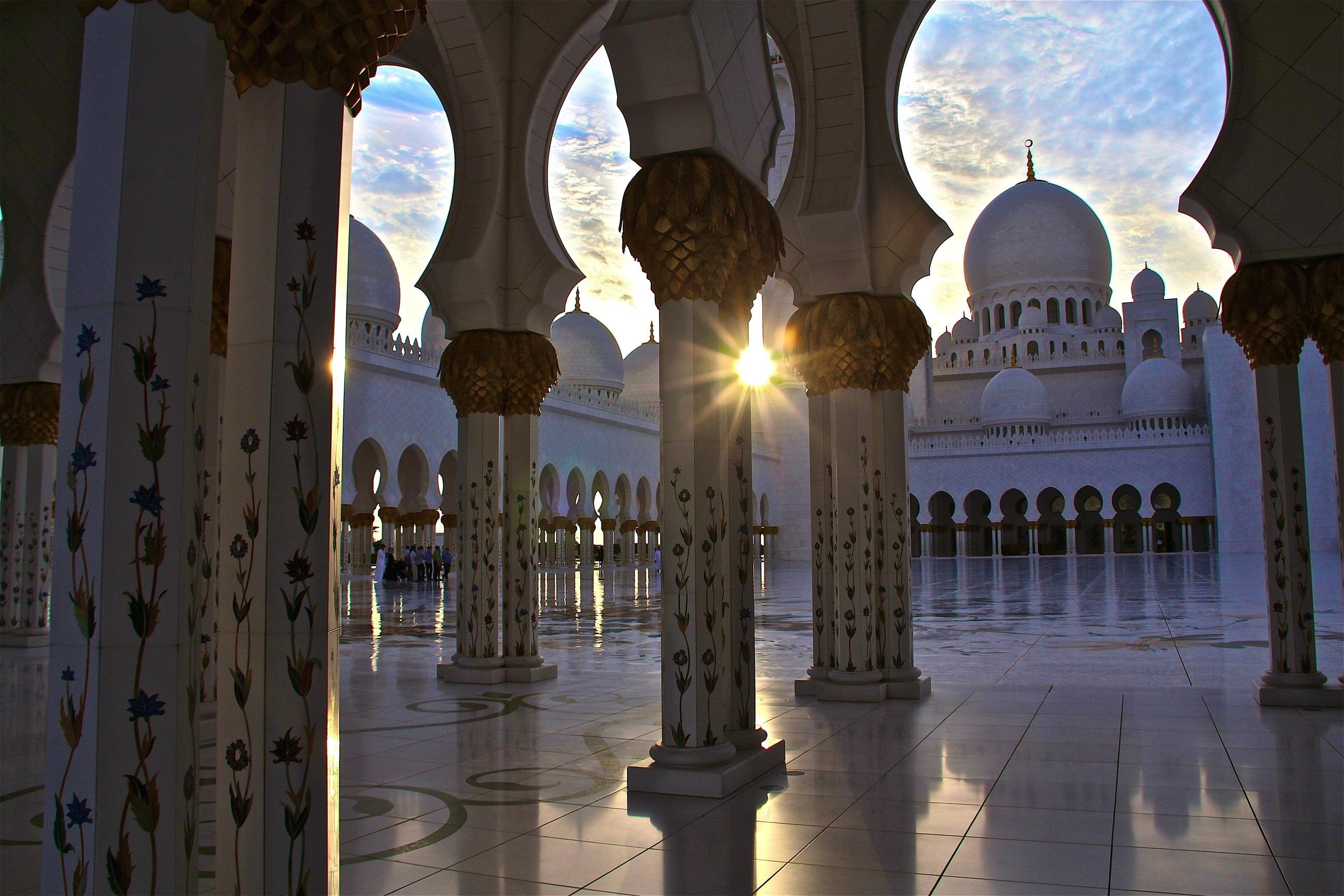 Abu Dhabi Great Mosque